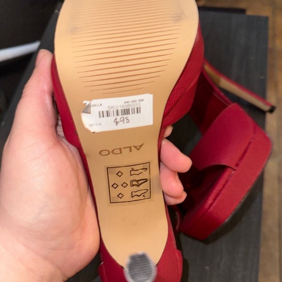 ALDO Red Stilleto Platform Heels - Picture 4 of 4